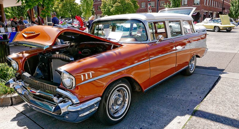 1957 Chevy 210 4-DR Wagon